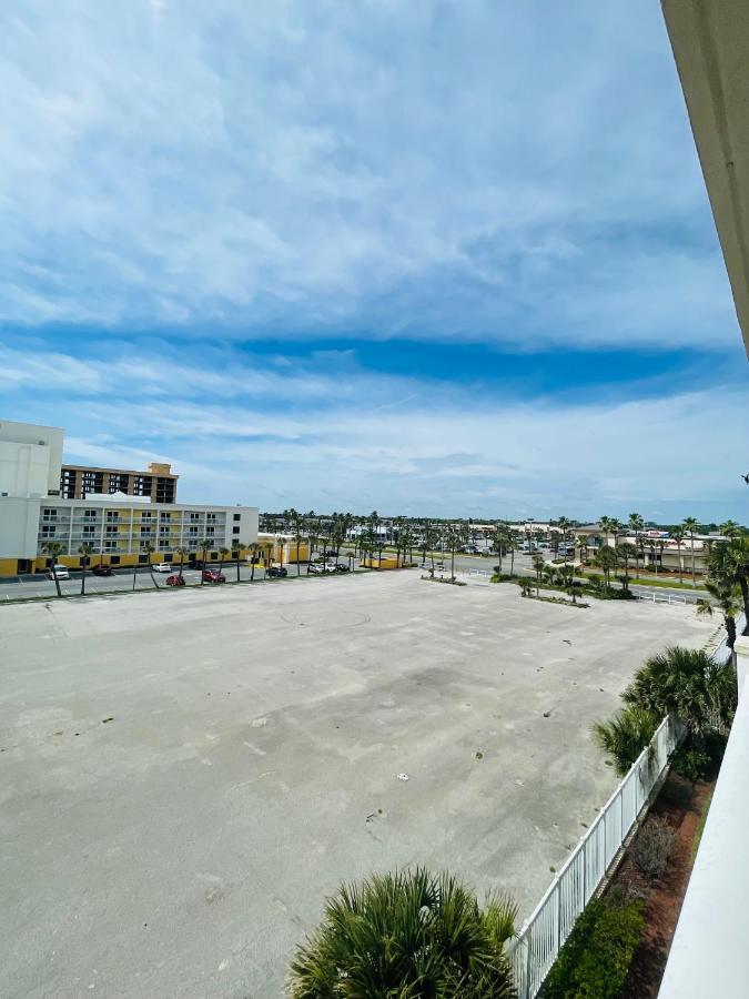 Daytona Beach Resort Oceanfront Condostudio Eksteriør billede
